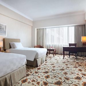 Deluxe Room Twin Beds